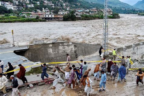 The 2010 Pakistani Floods; A Climate Catastrophe and Catalyst for Social Change